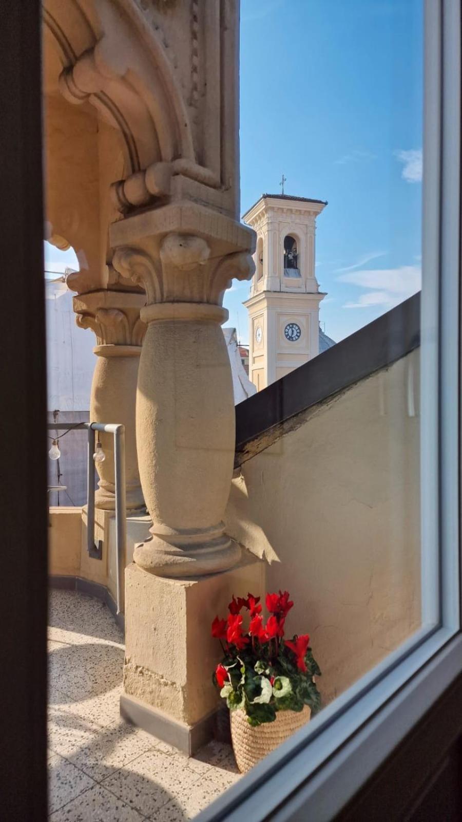 Myhouse Inn Castello - Affitti Brevi Italia Turín Exterior foto